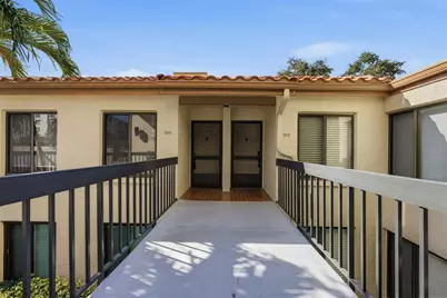 6219 Palma Del Mar Boulevard S #205, Saint Petersburg, FL 33715 - Photo 1