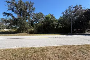 119th St, Seminole, FL 33778 - Photo 1