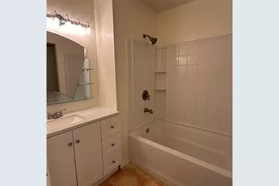 5005 Leon Drive, Palmetto, FL 34221 - Photo 8