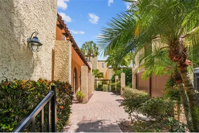 108 Alameda Court #236, Tampa, FL 33609 - Photo 40