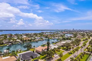 670 Island Way, Clearwater Beach, FL 33767 - Photo 20