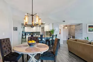 670 Island Way, Clearwater Beach, FL 33767 - Photo 10