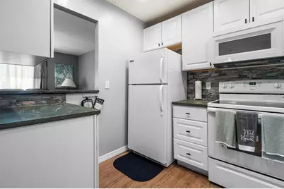 1802 Bedford Terrace #182, Sun City Center, FL 33573 - Photo 10