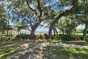 5722 Pawnne St, Zephyrhills, FL 33542 - Photo 48