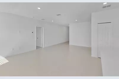 2155 Lone Oak Lane, Lakeland, FL 33801 - Photo 12