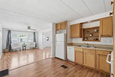 37828 Newal Avenue, Zephyrhills, FL 33542 - Photo 10