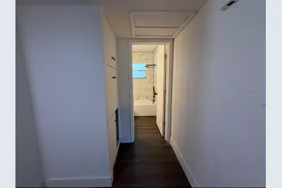 2734 19th Street S, Saint Petersburg, FL 33712 - Photo 8