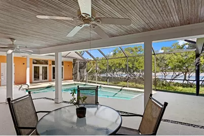 1501 75th Circle NE, Saint Petersburg, FL 33702 - Photo 16