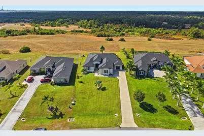 5218 Lake Venice Drive, Wimauma, FL 33598 - Photo 8