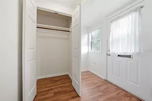 533 38th Ave N, Saint Petersburg, FL 33704 - Photo 10