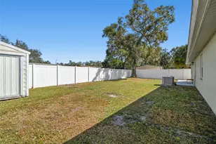 3611 Wisperbreath Ln, Tampa, FL 33619 - Photo 42