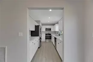 527 Fox Run Trail, Apollo Beach, FL 33572 - Photo 20