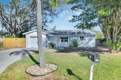 527 Fox Run Trail, Apollo Beach, FL 33572 - Photo 1