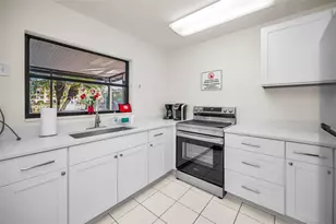 5775 Park St N, Saint Petersburg, FL 33709 - Photo 50