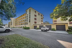 5775 Park St N, Saint Petersburg, FL 33709 - Photo 32