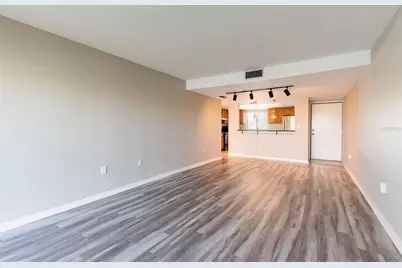 735 S Village Drive N #206, Saint Petersburg, FL 33716 - Photo 18