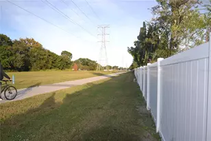 3276 Buckhorn Dr, Clearwater, FL 33761 - Photo 40