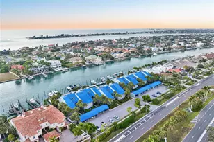 910 Pinellas Bayway S, Tierra Verde, FL 33715 - Photo 42