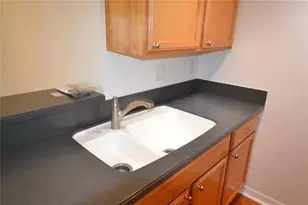 718 Lyndhurst St, Dunedin, FL 34698 - Photo 6