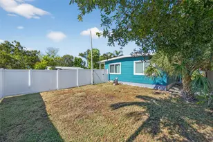 2470 47th St S, Saint Petersburg, FL 33711 - Photo 36