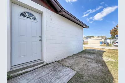 9214 Roundwood Court, Tampa, FL 33615 - Photo 36