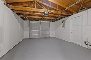 7105 King Arthur Dr, Port Richey, FL 34668 - Photo 14