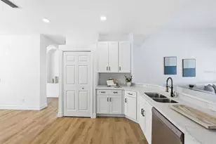 18020 Sparrows Nest Dr, Lutz, FL 33558 - Photo 10