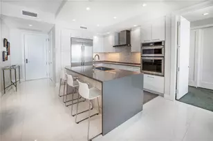 100 1st Ave N, Saint Petersburg, FL 33701 - Photo 10