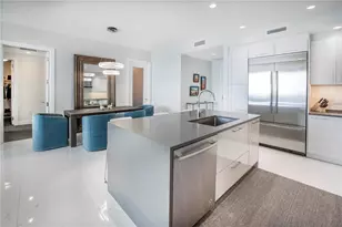 100 1st Ave N, Saint Petersburg, FL 33701 - Photo 14