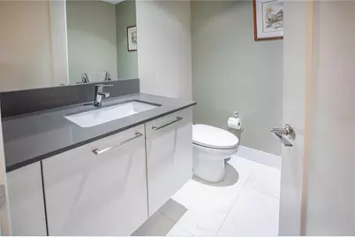 100 1st Avenue N #1804, Saint Petersburg, FL 33701 - Photo 18