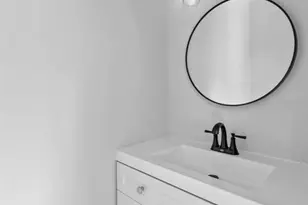 8737 N Tangerine Pl, Tampa, FL 33617 - Photo 16