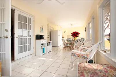 2016 E View Drive, Sun City Center, FL 33573 - Photo 64