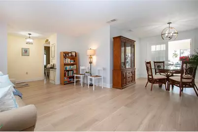 2016 E View Drive, Sun City Center, FL 33573 - Photo 14