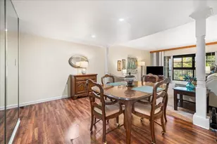 875 S Village Dr N, Saint Petersburg, FL 33716 - Photo 8