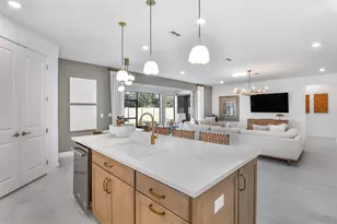 1506 Julington Ct, Zephyrhills, FL 33540 - Photo 6