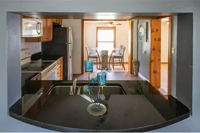 1725 Bradshaw Lane N, Saint Petersburg, FL 33710 - Photo 10