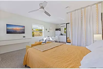 627 70th Avenue, Saint Pete Beach, FL 33706 - Photo 44