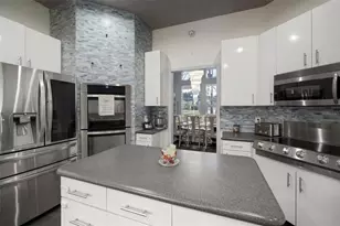 424 Summit Chase Dr, Valrico, FL 33594 - Photo 14