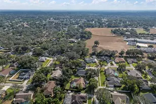 424 Summit Chase Dr, Valrico, FL 33594 - Photo 70