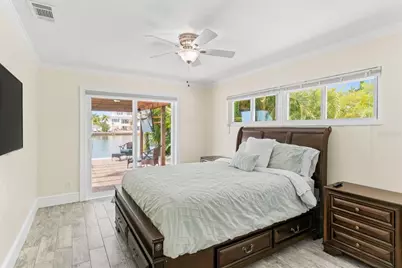 11240 7th Street E, Treasure Island, FL 33706 - Photo 46