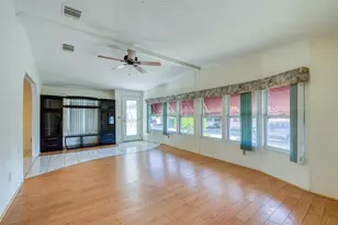 8 Pelican Dr N, Oldsmar, FL 34677 - Photo 2