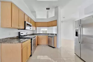 11007 Whitecap Dr, Riverview, FL 33579 - Photo 14