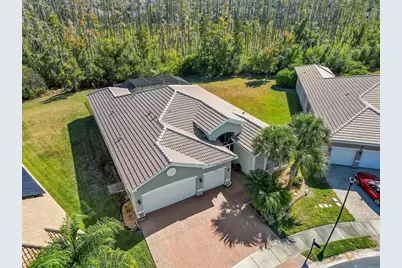 16308 Garnet Glen Place, Wimauma, FL 33598 - Photo 8