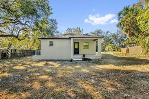 10904 Park Dr, Riverview, FL 33569 - Photo 14