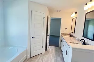 37094 Hidden Vw Cir, Dade City, FL 33523 - Photo 20