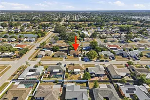 1202 Greenlea Dr, Holiday, FL 34691 - Photo 32