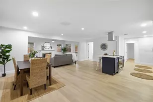 1711 S Patlin Circle, Largo, FL 33770 - Photo 12