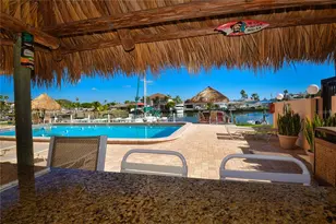 51 Island Way, Clearwater, FL 33767 - Photo 32