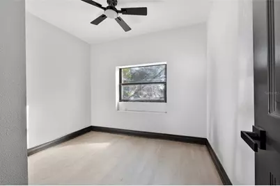 2401 S 42nd Street S, Saint Petersburg, FL 33711 - Photo 32