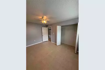 12401 Hibiscus Oak Place #101, Tampa, FL 33612 - Photo 10
